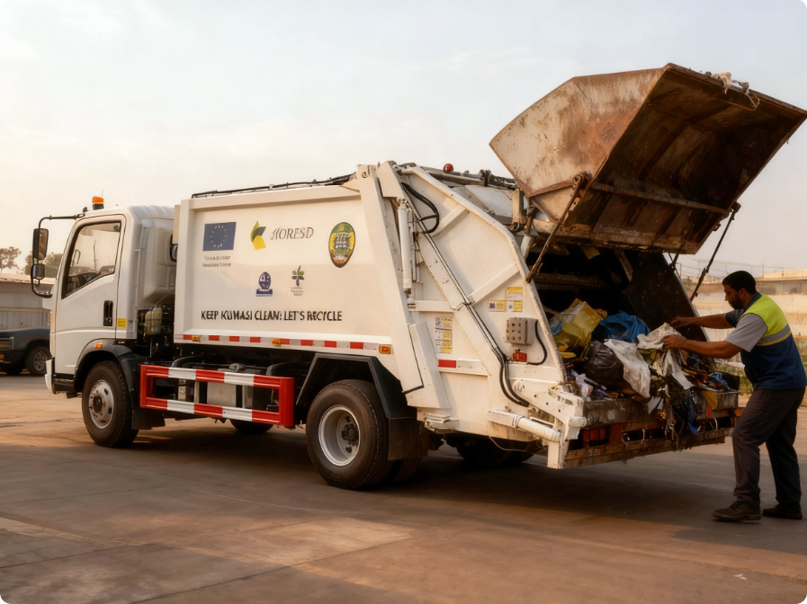 Howo REAR LOAD GARBAGE TRUCK 