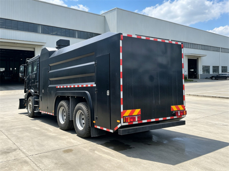 HOWO 6x4 fire fighting riot truck HOWO 6x4 fire fighting riot truck
