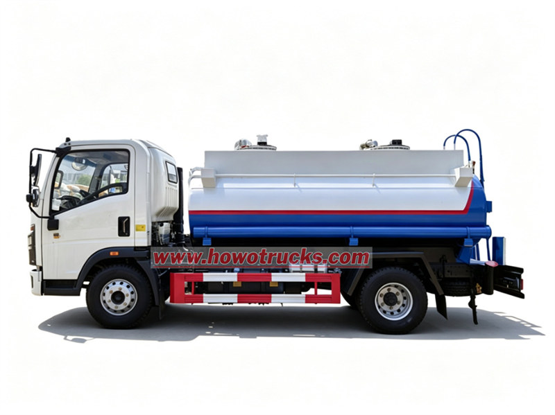 &nbsp;HOWO 4x2 fuel pump truck